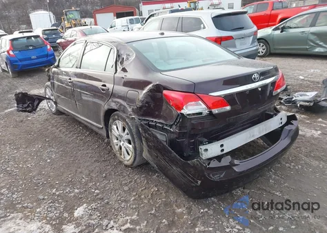 2011 Toyota Avalon Limited z USA, uszkodzony, nr VIN 4T1BK3DB5B4419517